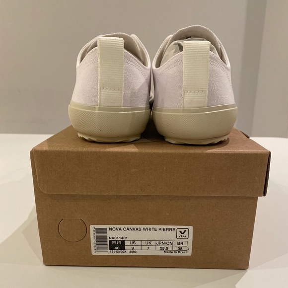 Veja Nova Canvas Sneaker White sz 9US/40EU NIB - Picture 3 of 8